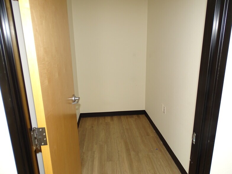 More Photos Of 750 Coronado Center Dr, Henderson Medical For Lease