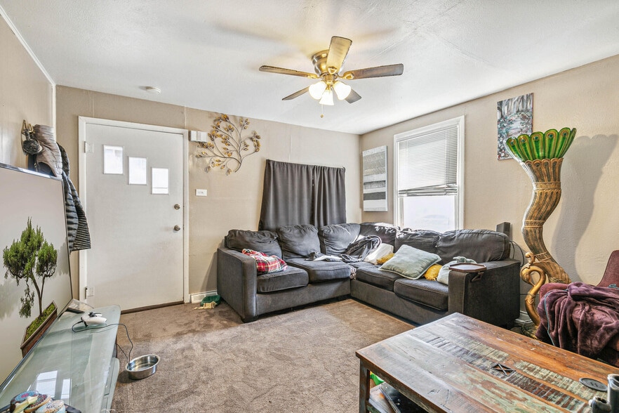 More Photos Of 5997 Magnolia St, Commerce City Apartments For Sale