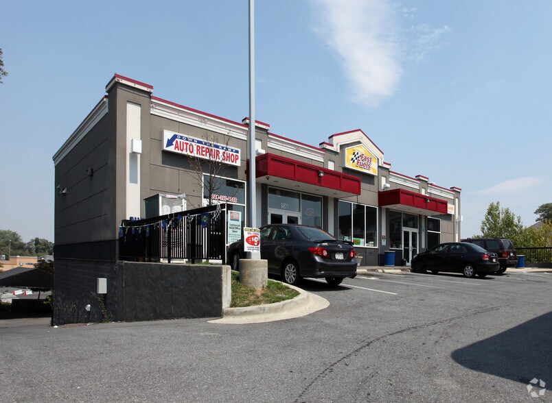 More Photos Of 9871 Main St, Damascus Convenience Store For Lease