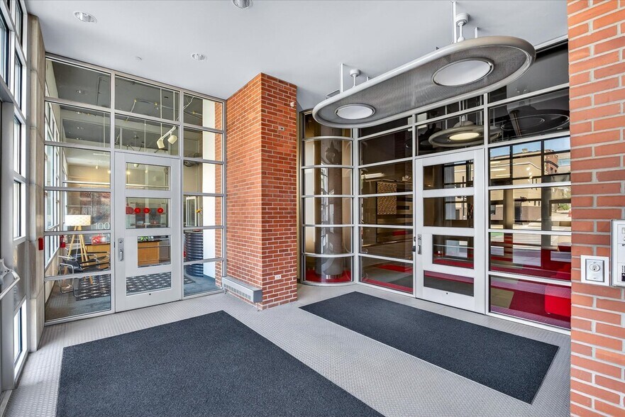 More Photos Of 155 E Wilson St, Madison Office For Sale