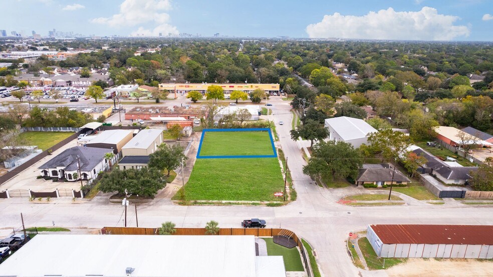 Primary Photo Of 8021 Dunlap St, Houston Land For Sale