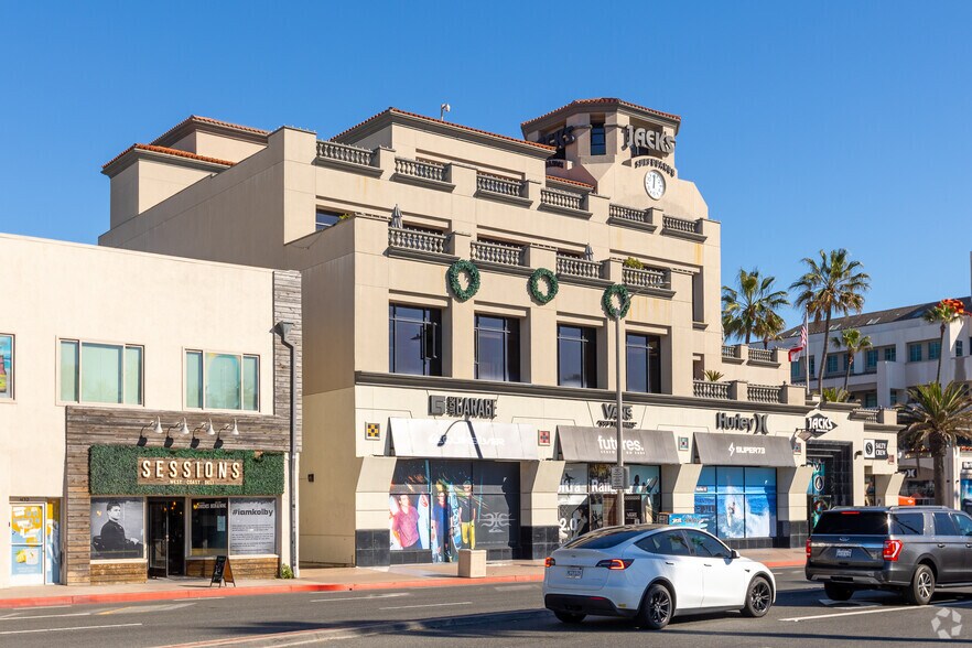 More Photos Of 101 Main St, Huntington Beach Office For Lease