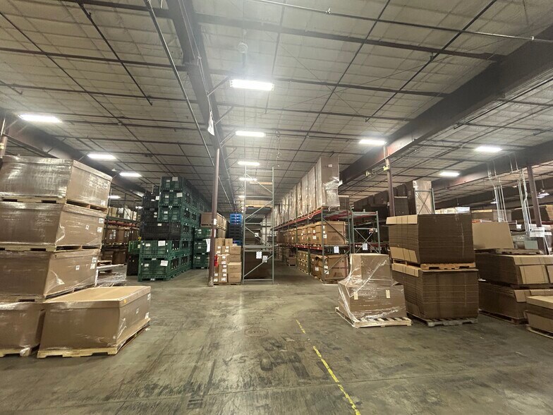 More Photos Of 2301 N Bendix Dr, South Bend Unknown For Lease