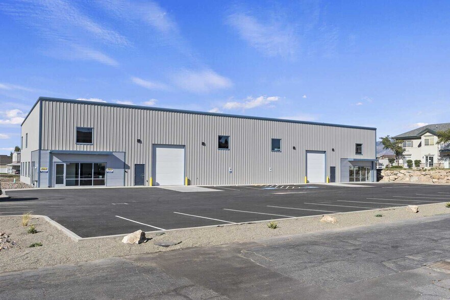 Primary Photo Of 4608 S 3500 W, West Haven Flex For Sale