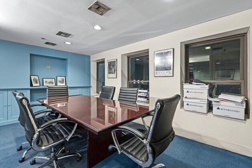 More Photos Of 21 Merchants Row, Boston Loft Creative Space For Sale