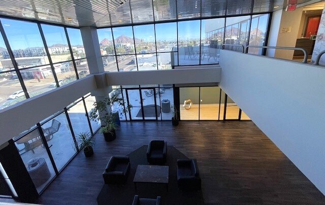 More Photos Of 2633 E Indian School Rd, Phoenix Office For Sale