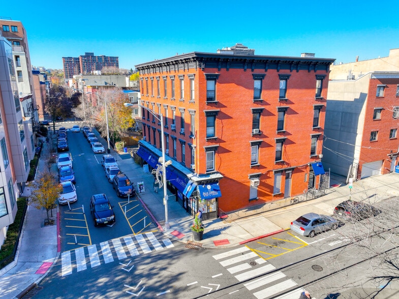 Primary Photo Of 450 1st St, Hoboken Apartments For Lease