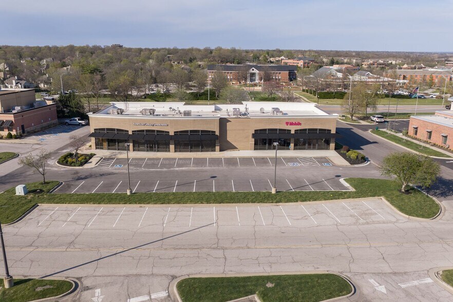 More Photos Of 4907-4917 Town Center Dr, Leawood Freestanding For Lease
