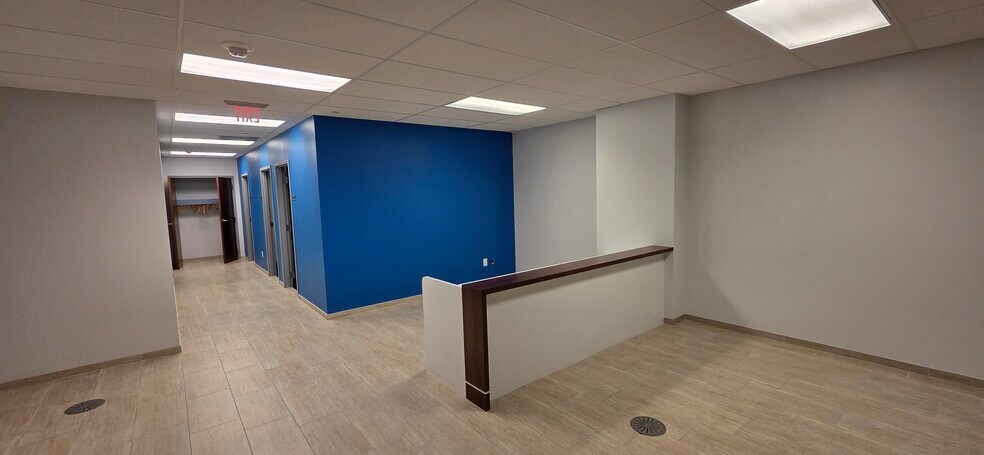 More Photos Of 300 S Washington Sq, Lansing Office Residential For Lease