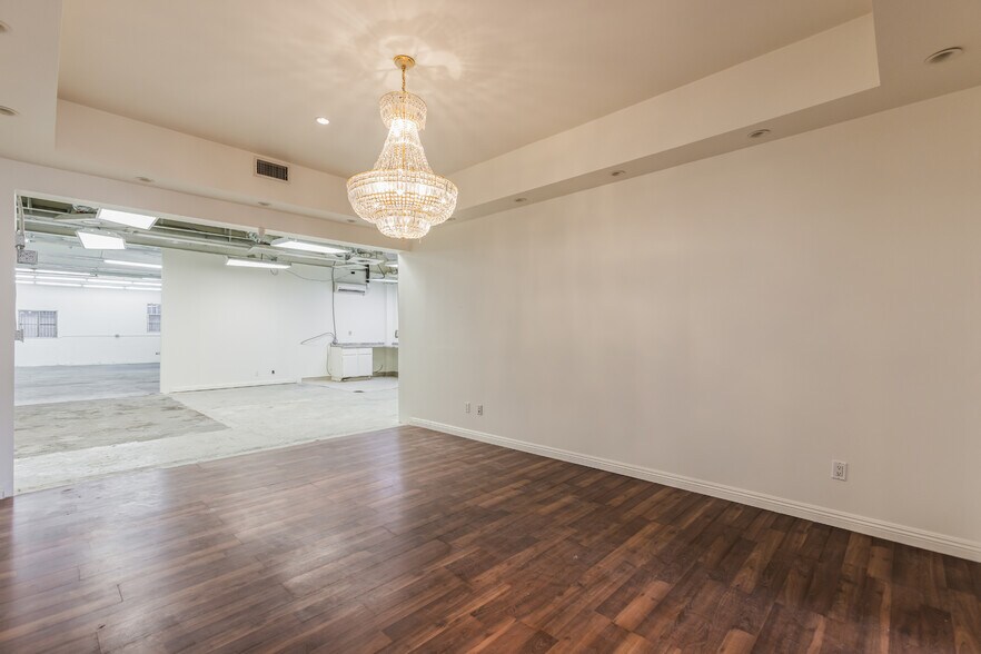 More Photos Of 7225 Fulton Ave, North Hollywood Warehouse For Lease