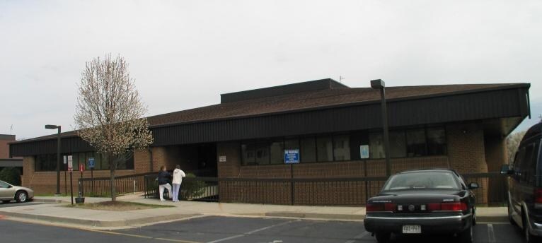Primary Photo Of 560 Riverside Dr, Salisbury Medical For Sale