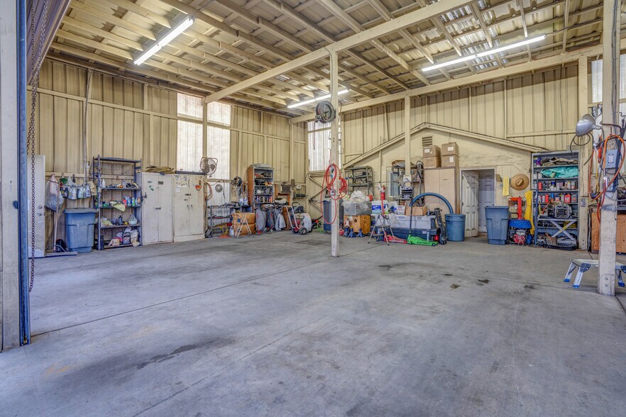 More Photos Of 854 Crows Landing Rd, Modesto Auto Dealership For Sale