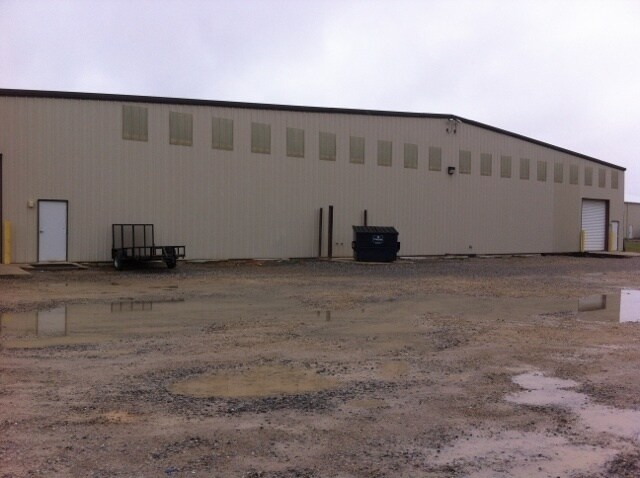 More Photos Of 600 Deer Cross Ct E, Madisonville Warehouse For Lease
