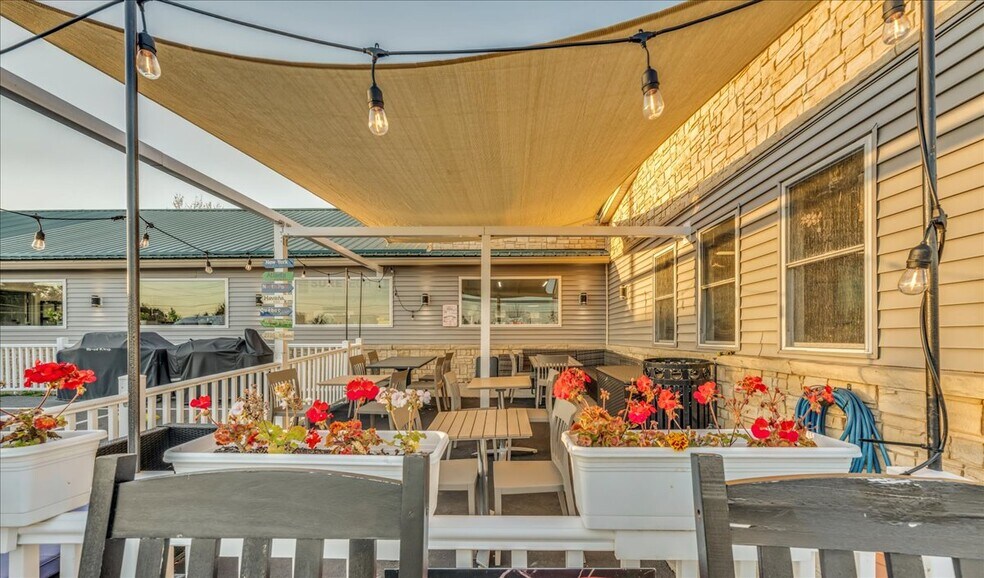 More Photos Of 357 W Main St, Searsport Freestanding For Sale