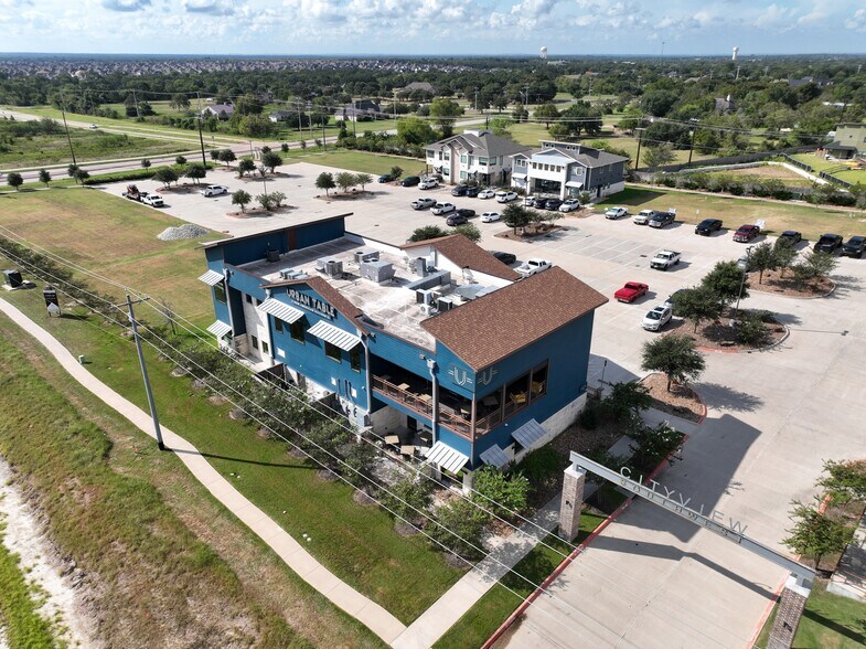 More Photos Of 3006 Barron Rd, College Station Restaurant For Lease