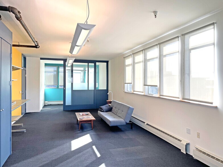More Photos Of 2000 Hearst Ave, Berkeley Office For Sale
