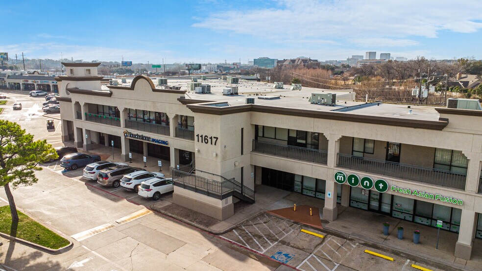 More Photos Of 11613-11617 N Central Expy, Dallas Unknown For Lease