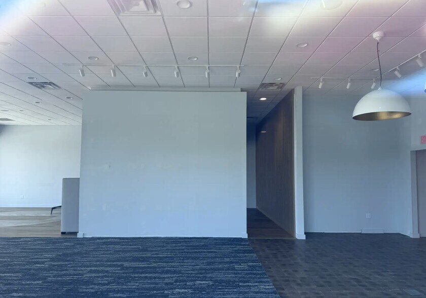 More Photos Of 1752 Lindberg Dr, Slidell Freestanding For Lease