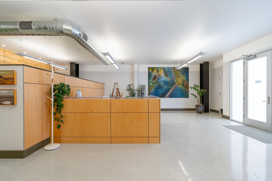 More Photos Of 15-17 Brush Pl, San Francisco Flex For Lease