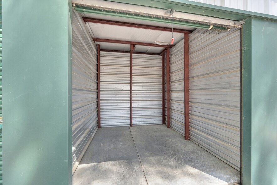 More Photos Of 7965 State Highway 99W, Gerber Self Storage For Sale