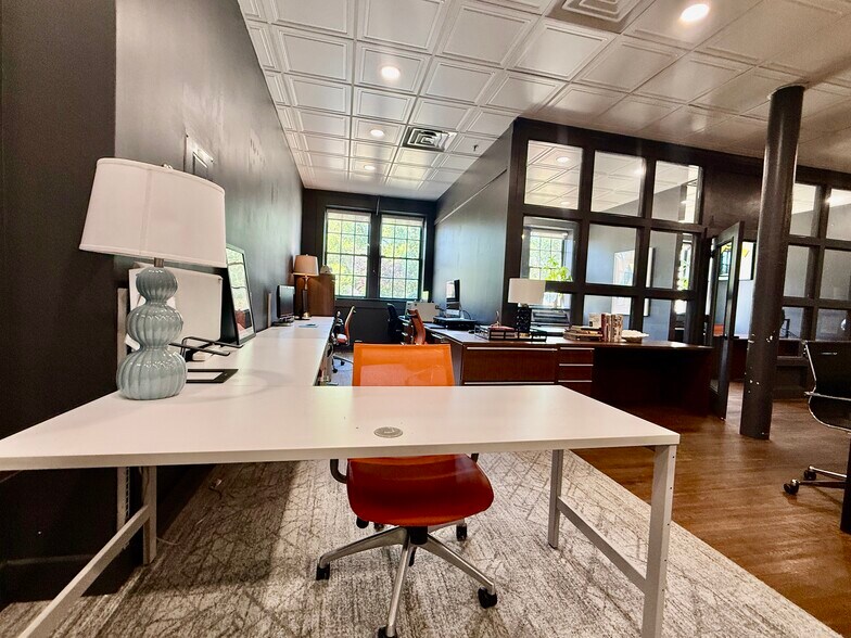 More Photos Of 675 Seminole Ave NE, Atlanta Office For Lease