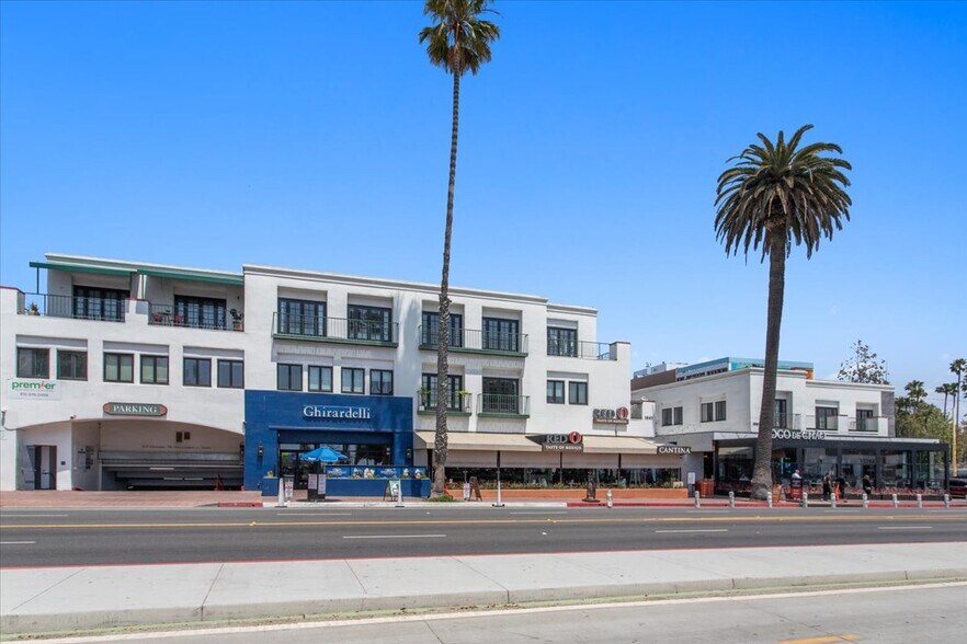 More Photos Of 1541-1551 Ocean Ave, Santa Monica Apartments For Lease