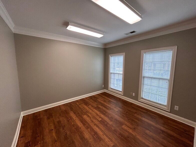 More Photos Of 1050 Shiloh Rd NW, Kennesaw Office For Lease