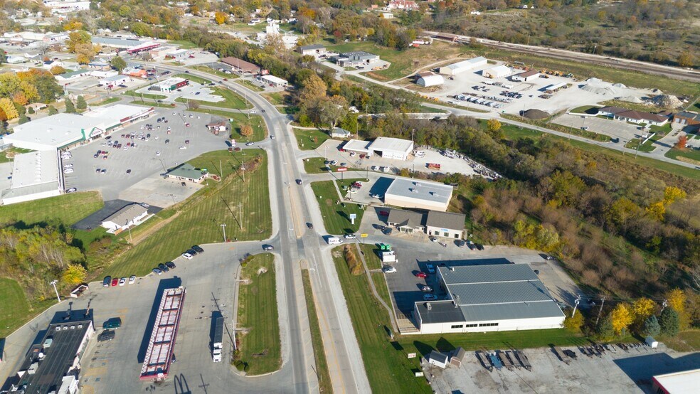 More Photos Of 1205 S Locust St, Glenwood Storefront For Sale