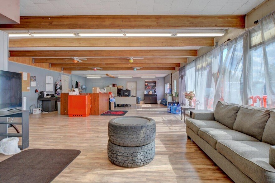 More Photos Of 606 S 6th St, Klamath Falls Specialty For Sale