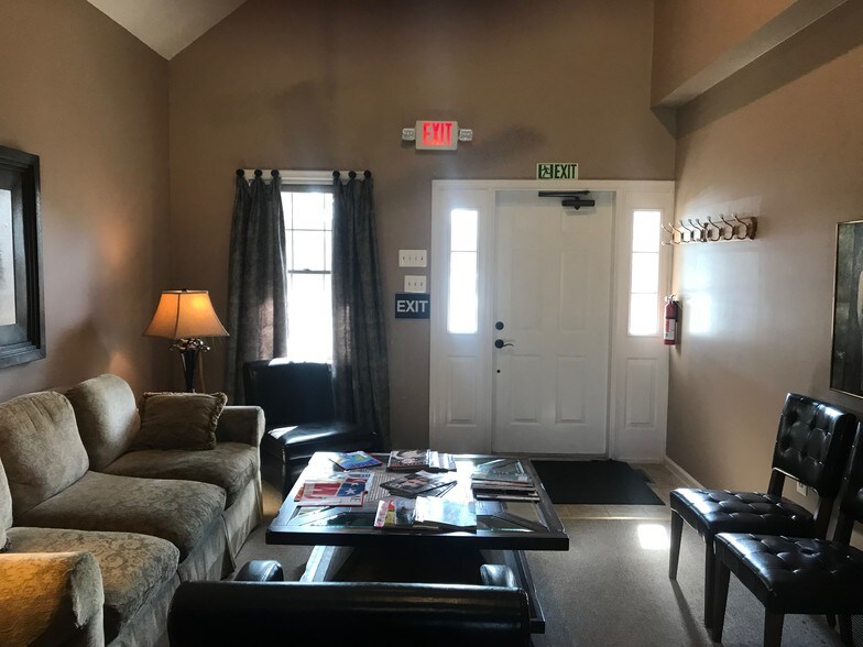 More Photos Of 1501-1509 McDaniel Dr, West Chester Office For Lease