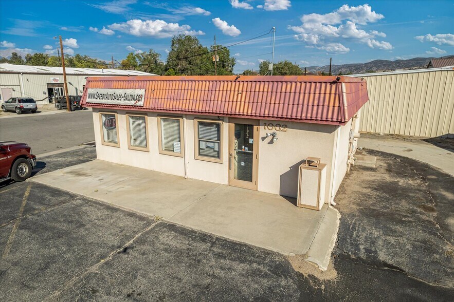 More Photos Of 1002 E Rainbow Blvd, Salida Office For Sale