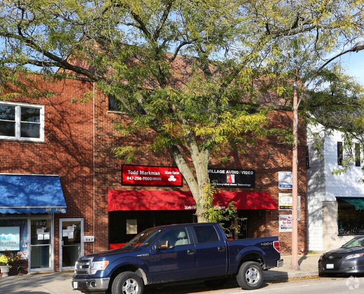 More Photos Of 809 Ridge Rd, Wilmette Storefront Retail Office For Lease