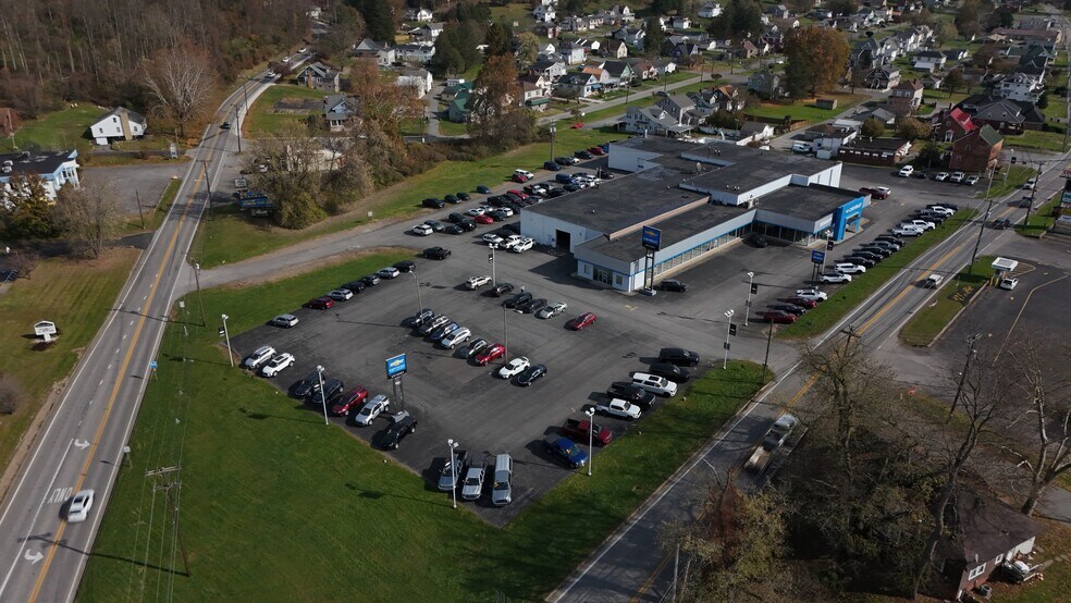 More Photos Of 1229 Country Club Mnr, Fairmont Auto Dealership For Sale