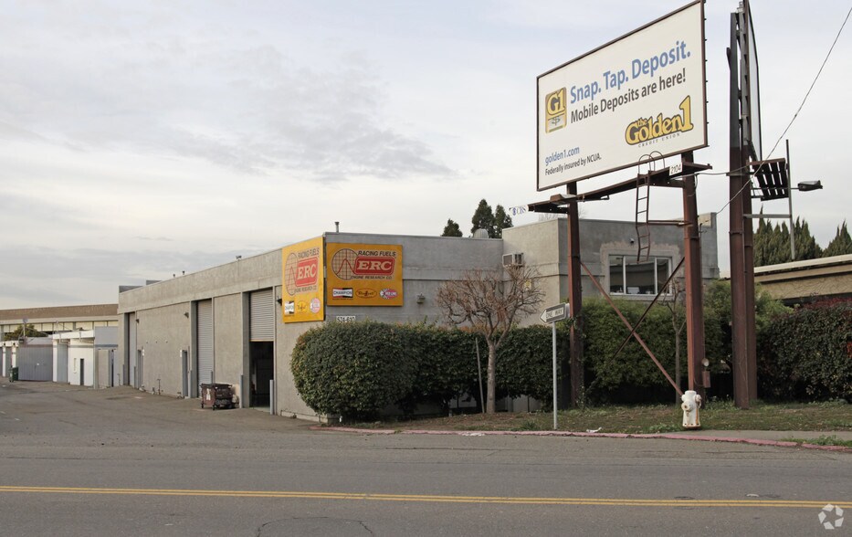Primary Photo Of 608 E Lewelling Blvd, San Lorenzo Warehouse For Lease
