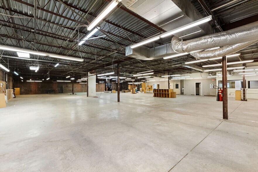 More Photos Of 1210 Hickory Chapel Rd, High Point Light Distribution For Lease