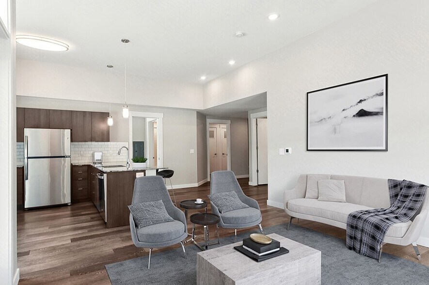 More Photos Of 168 E Midvillage Rd, Sandy Apartments For Lease