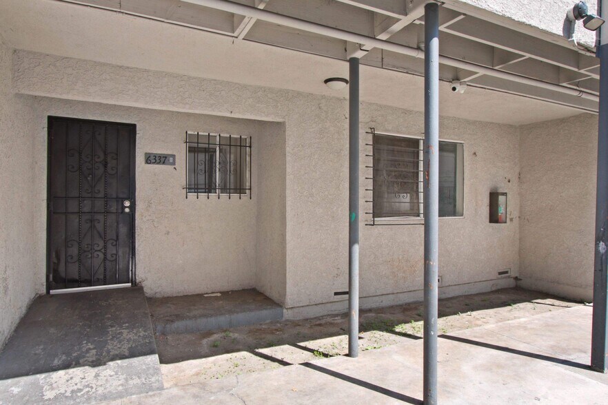 More Photos Of 6337 10th Ave, Los Angeles Apartments For Sale