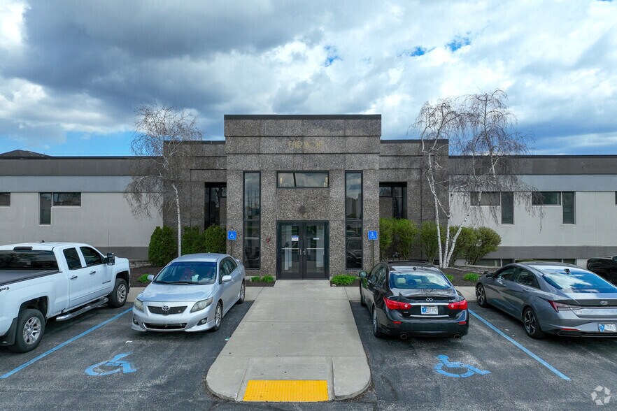 More Photos Of 9245 Calumet Ave, Munster Office For Lease