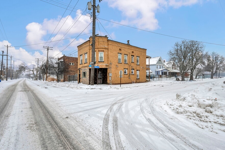 More Photos Of 3471 W 41st St, Cleveland Storefront Retail Residential For Lease