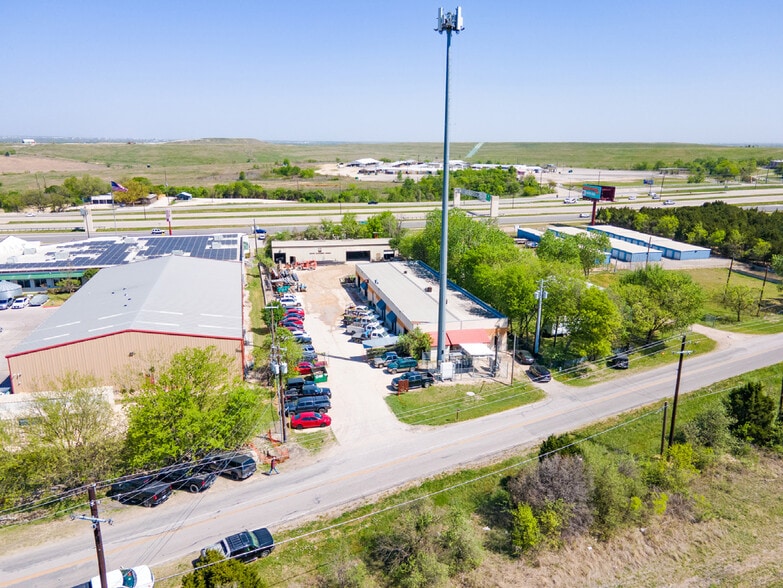 More Photos Of 9606 Old Manor Rd, Austin Warehouse For Sale