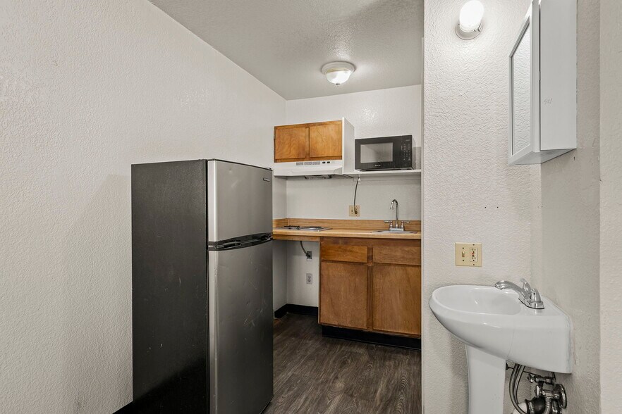 More Photos Of 49 Park St, Reno Apartments For Sale