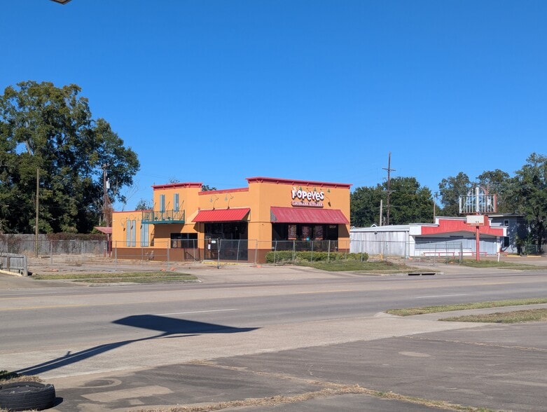 Primary Photo Of 1430 Washington Blvd, Beaumont General Retail For Sale