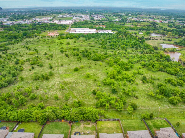 More Photos Of 9201 S Sunnylane Rd, Oklahoma City Self Storage For Lease