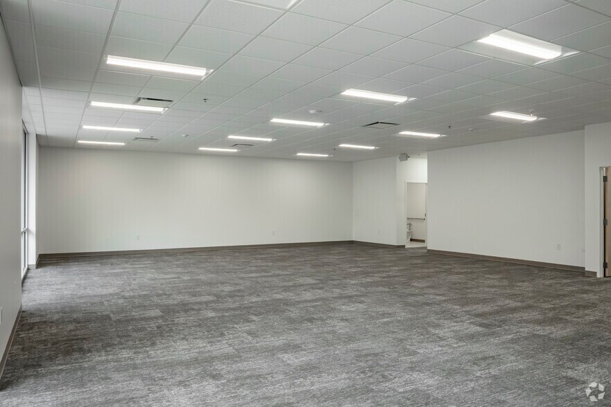 More Photos Of 11006 Mount Holly Huntersville Rd, Huntersville Distribution For Lease