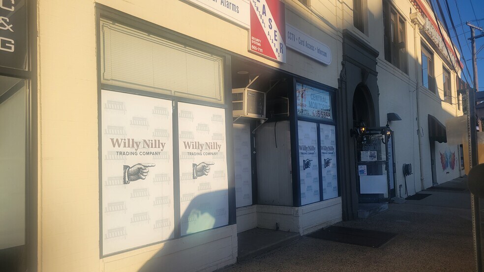 More Photos Of 5 Fifth Ave, Bay Shore Office For Lease