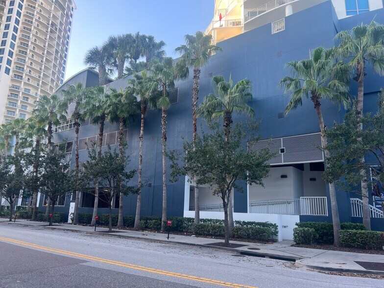 More Photos Of 375-3 S 12th St, Tampa Office For Sale