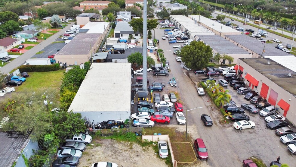 More Photos Of 1901 SW 100th Ter, Miramar Warehouse For Lease