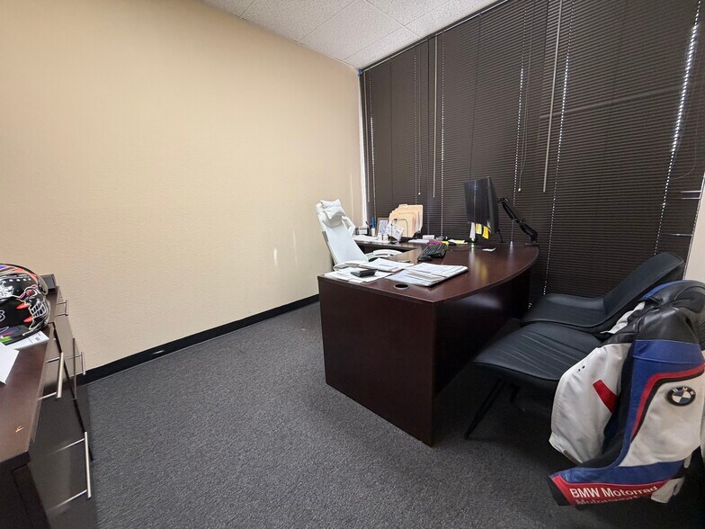 More Photos Of 717 Brea Canyon Rd, Walnut Warehouse For Lease