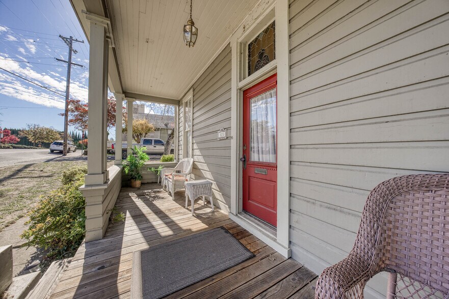 More Photos Of 825 N Forbes St, Lakeport Specialty For Sale