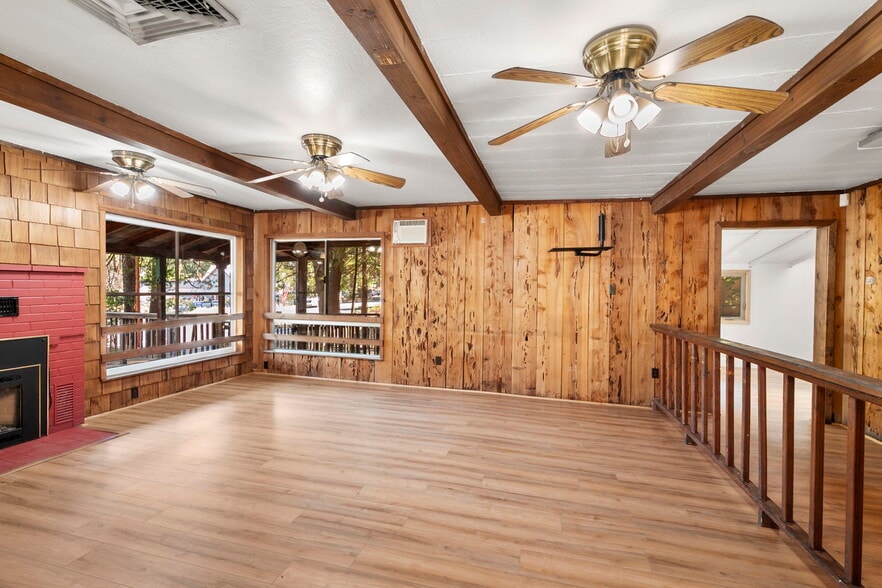 More Photos Of 961 Hwy 4, Arnold Flex For Sale